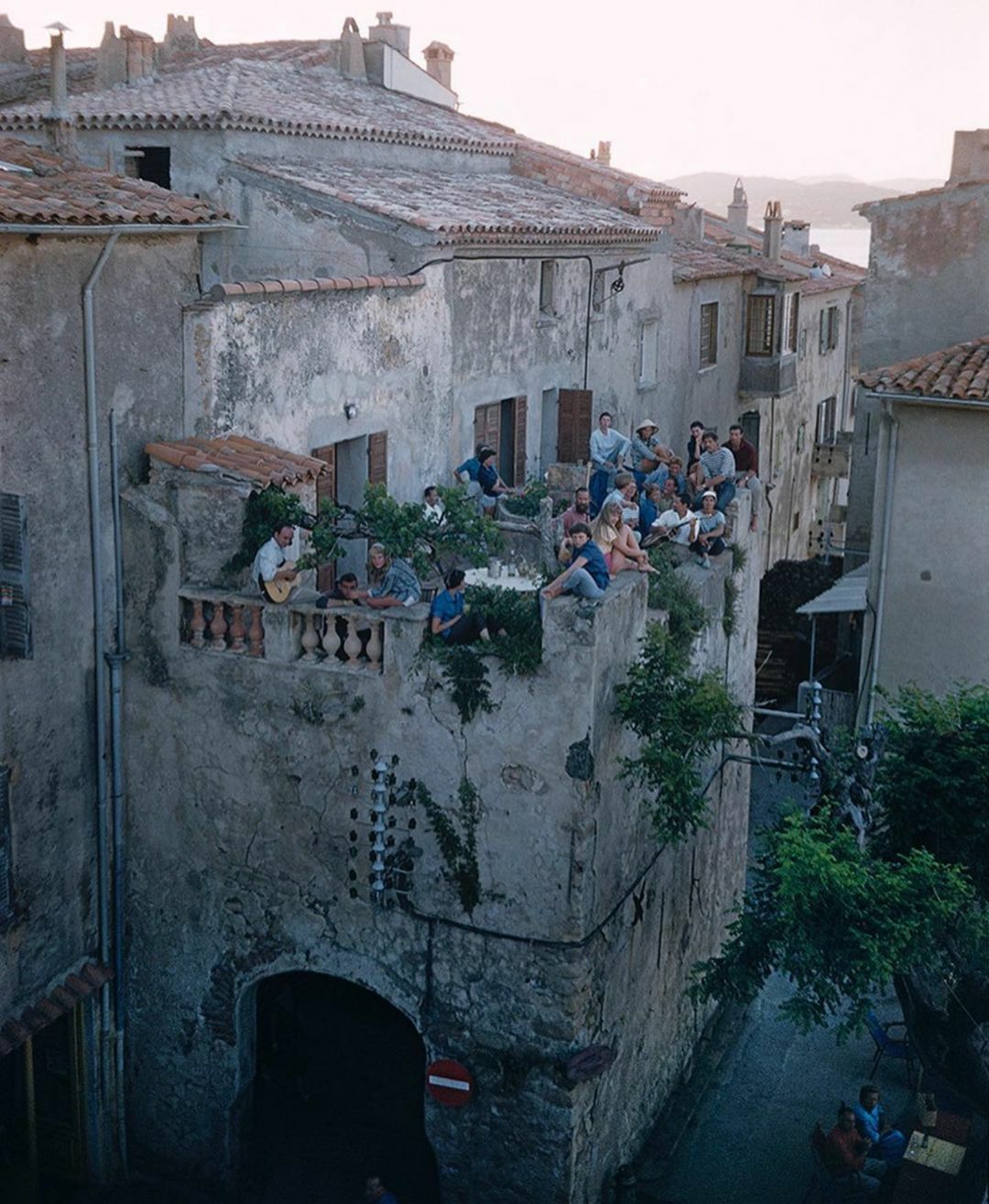 The Golden Age Of Saint-Tropez Through The Eyes Of Willy Rizzo. Madame Lopez Terrace, 1949.