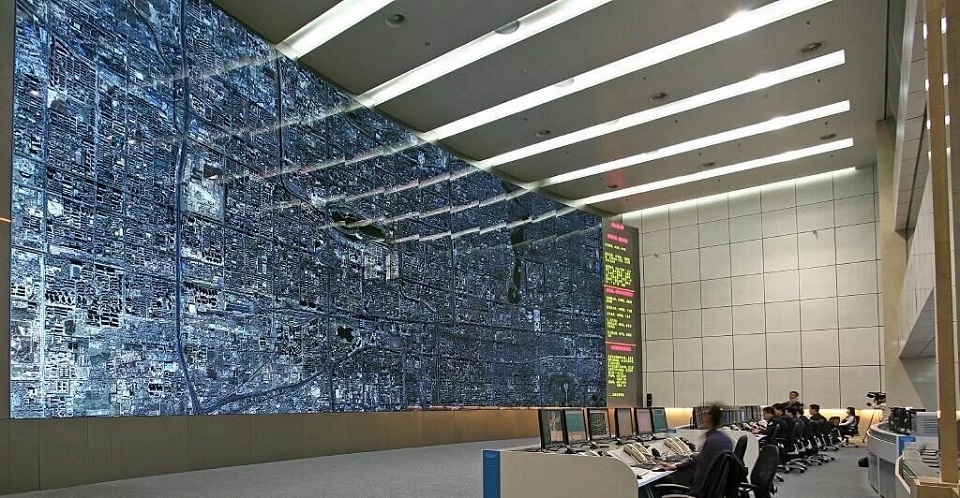 This Is What The Traffic Control Room Looks Like In Beijing