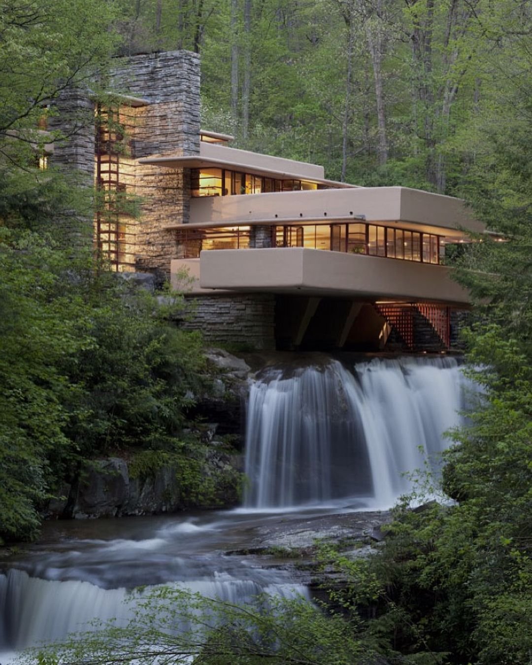 Fallingwater House, Pennsylvania, By Frank Lloyd Wright, 1935. After Its Completion, It Was Called Fallingwater Wright's "Most Beautiful Job," And It Is Listed Among The Smithsonian's "Life List Of 28 Places To See Before You Die."